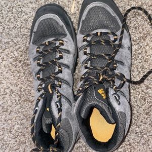 Men’s Columbia Boots